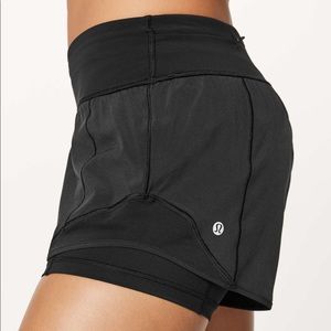 Lululemon hotty hot short (naked 4”)